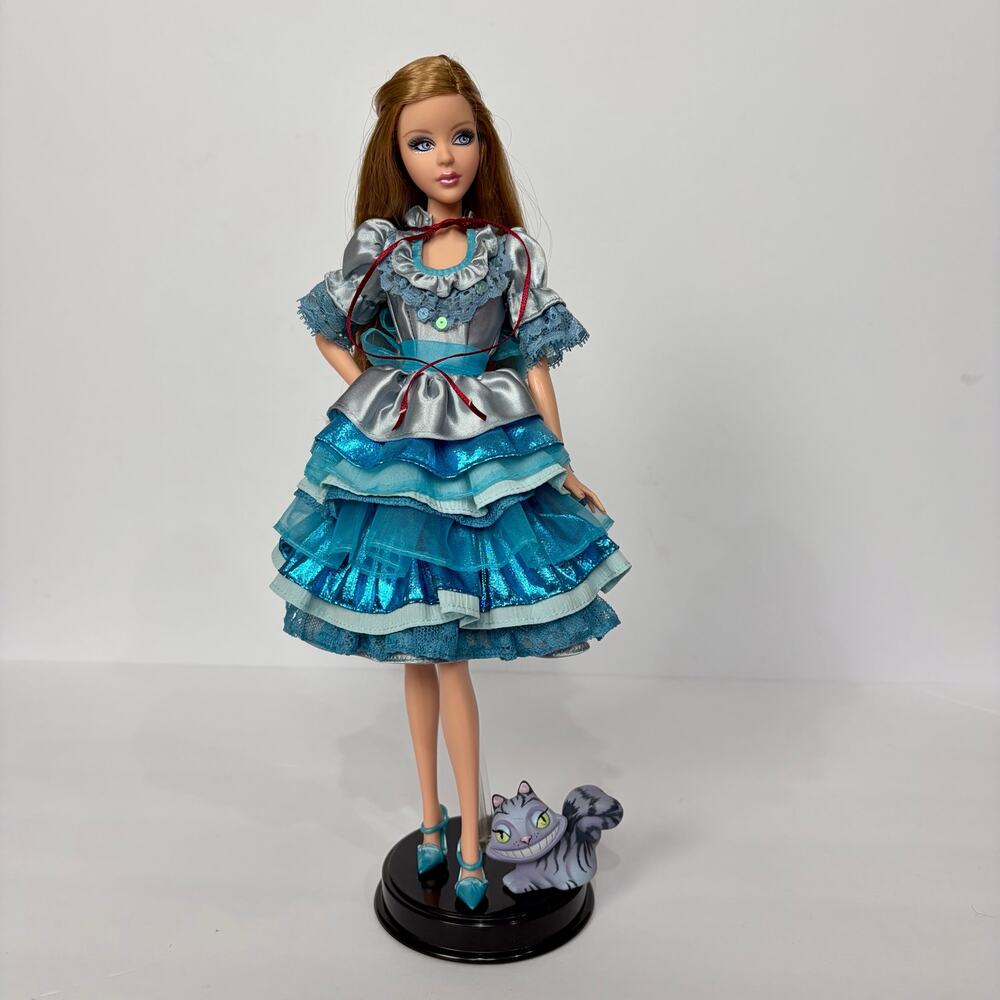 Alice In Wonderland 2007 Silver Label Barbie With Cheshire Cat Mattel